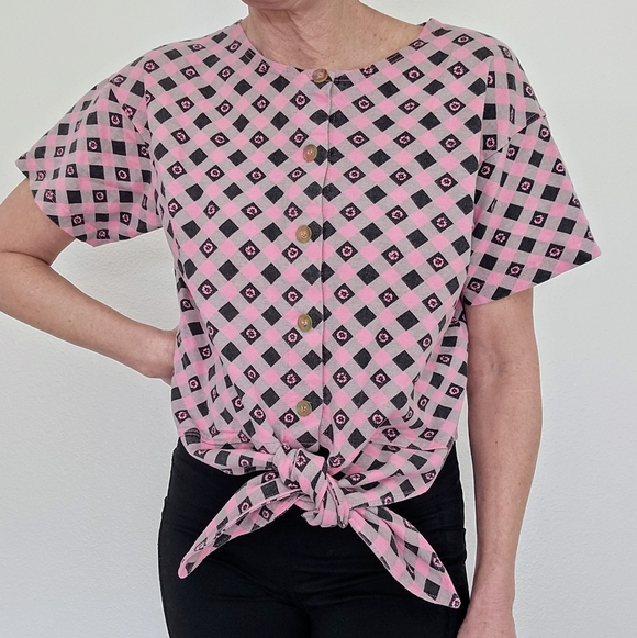 Vintage Tops - 💞VTG 80s New Wave Front Tie Button Down Shirt